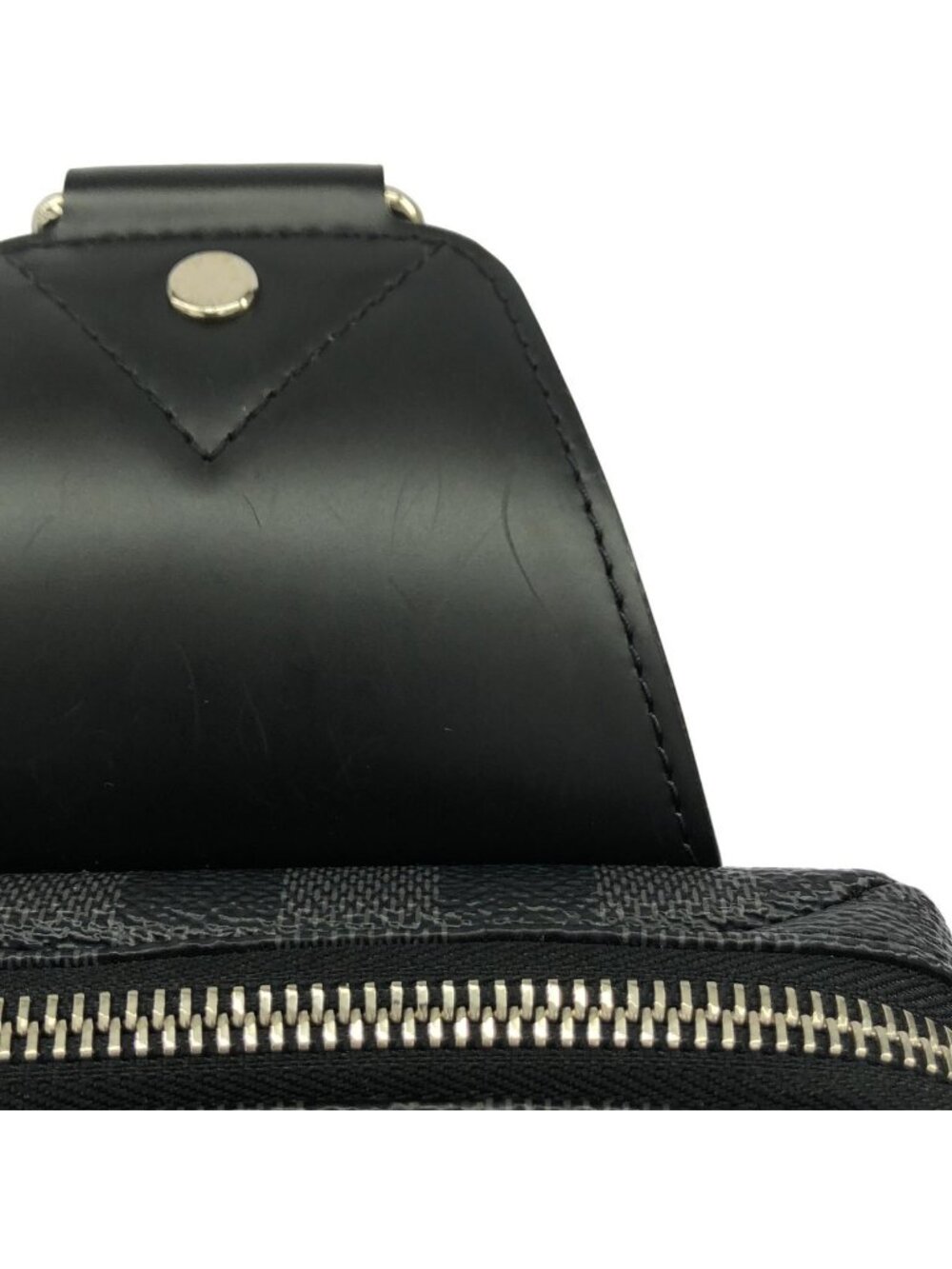 Louis Vuitton Damier Graphite Avenue Sling Bag - Picture 4 of 6